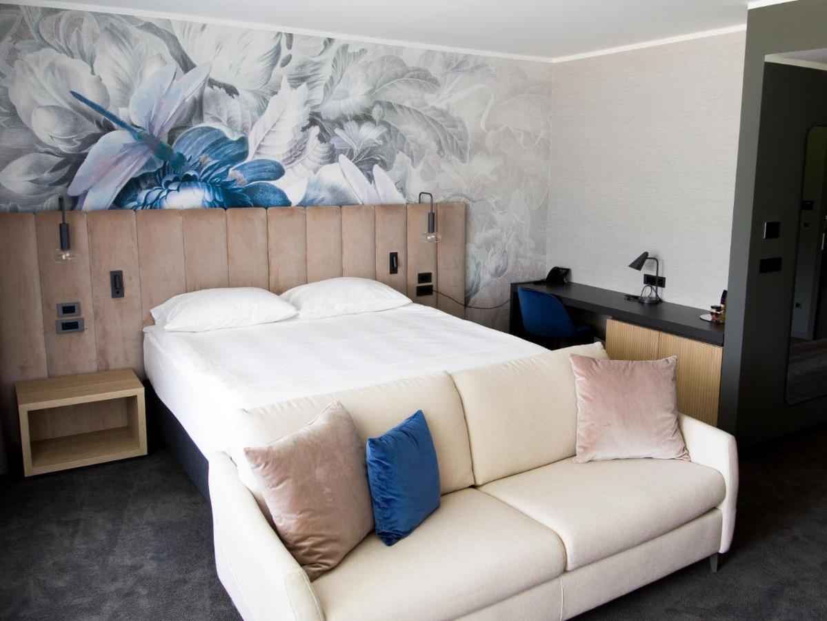 קראנז' Elegans Hotel Brdo מראה חיצוני תמונה