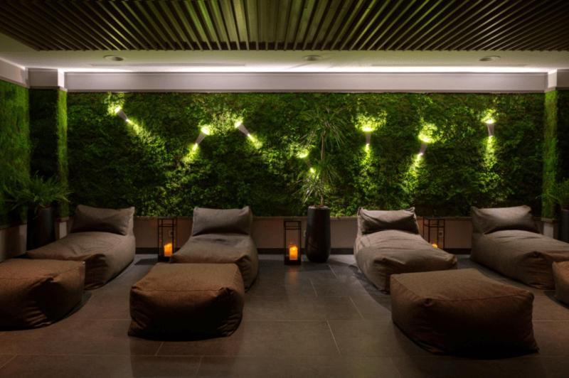 קראנז' Elegans Hotel Brdo מראה חיצוני תמונה