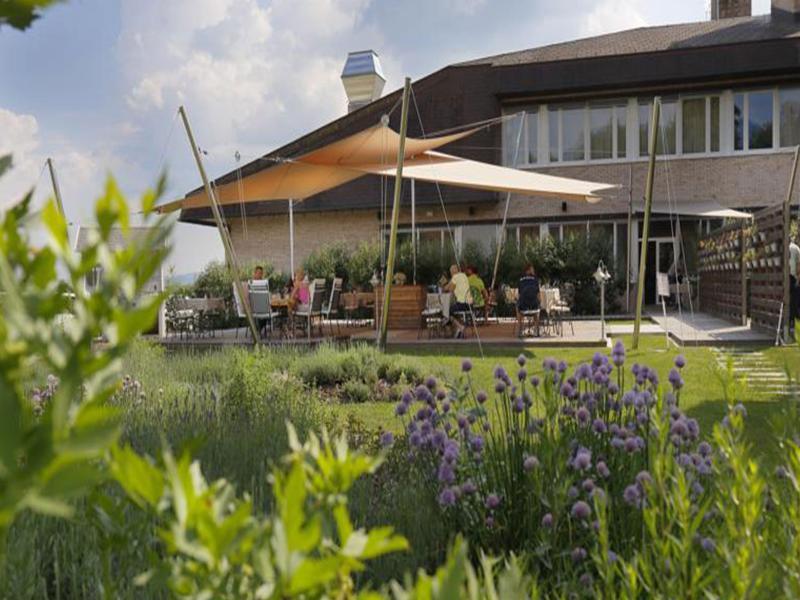קראנז' Elegans Hotel Brdo מראה חיצוני תמונה